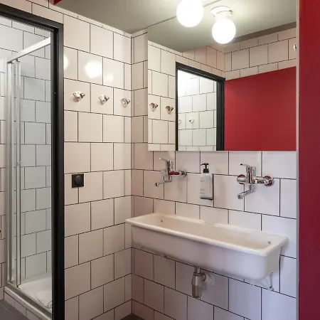 Eklo Cartoucherie Zenith Hotel 3*