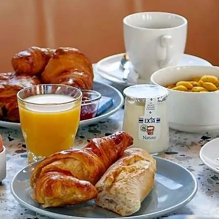 Eklo Cartoucherie Zenith 호텔 3*