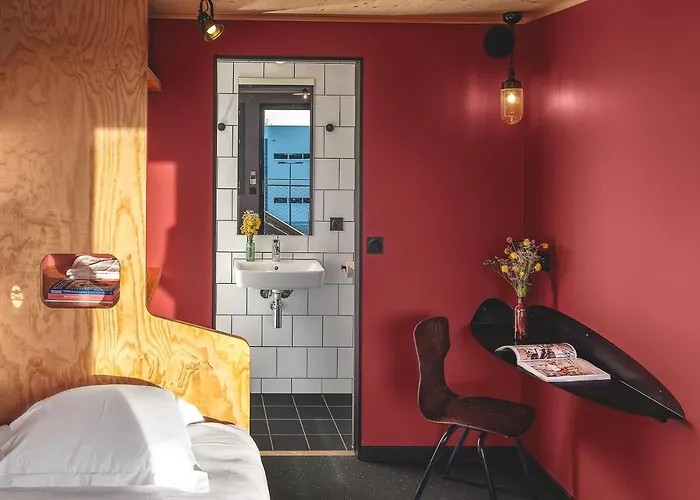 Hotel Eklo Cartoucherie Zenith