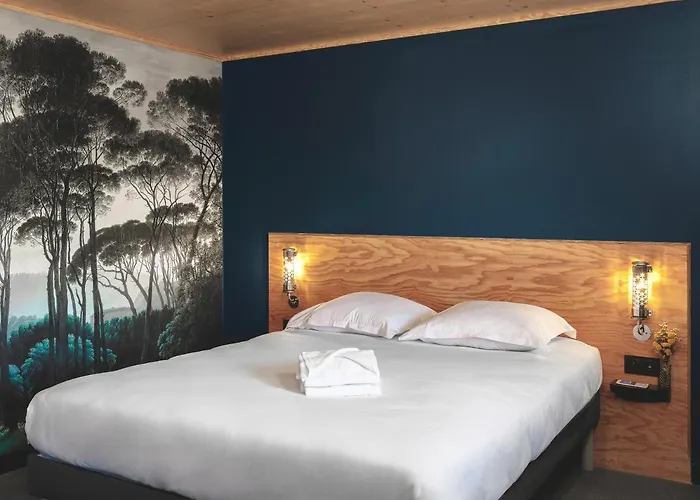 Hotel Eklo Cartoucherie Zenith 3*